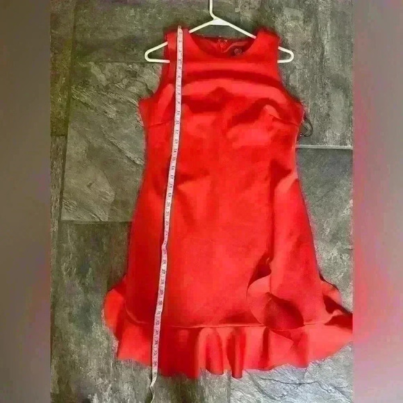 NWT VINCE CAMUTO Ruffle-Hem Shift Dress Size 10 - Picture 9 of 10